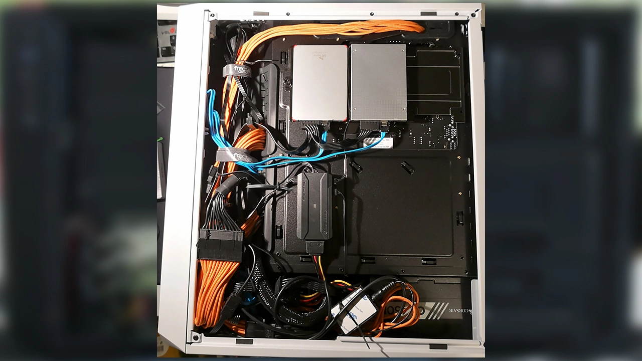 pc cable management