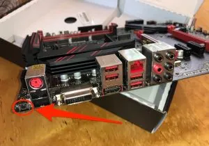 Flash BIOS button